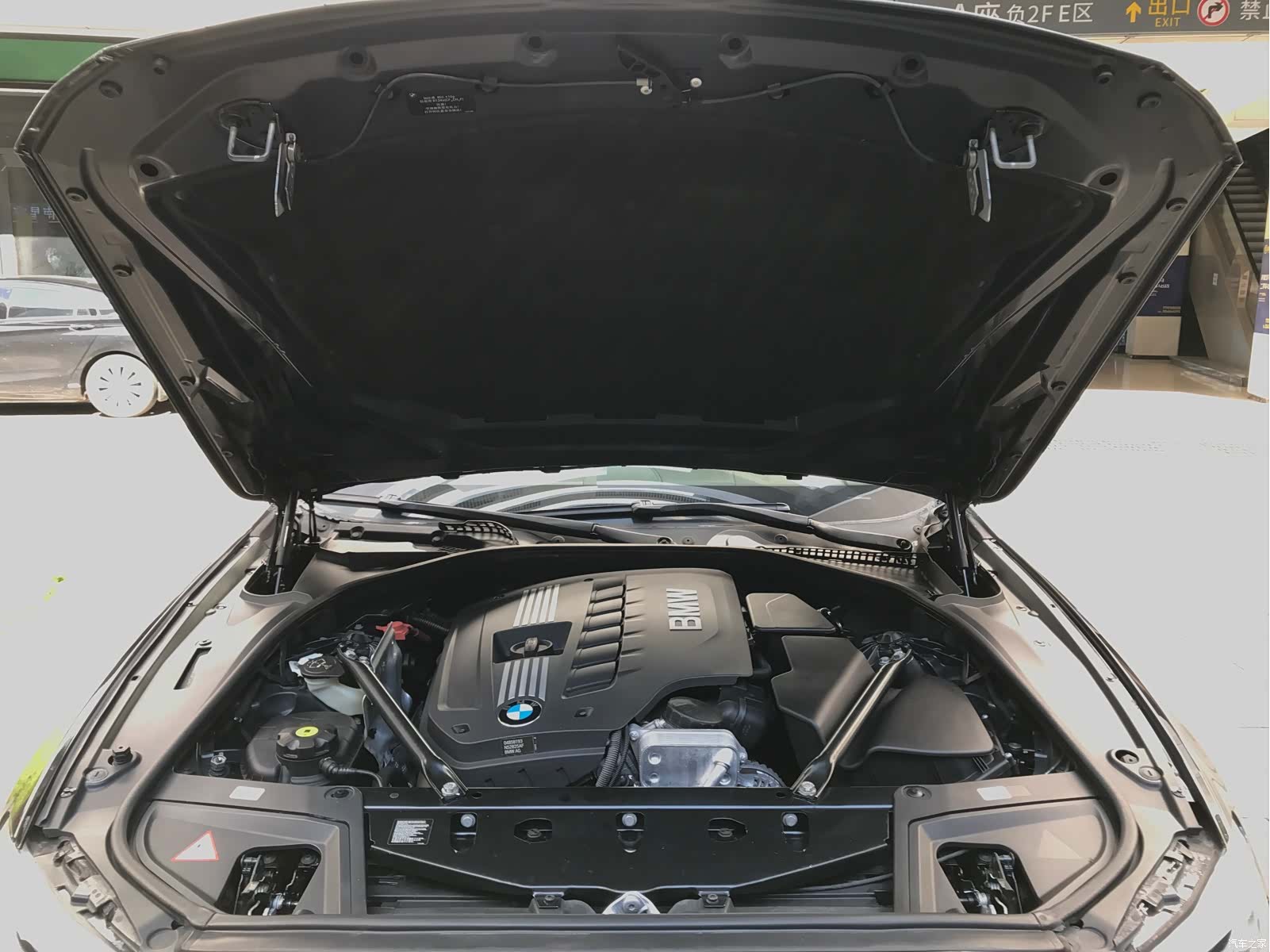 BMW 5 Series, 2012 30