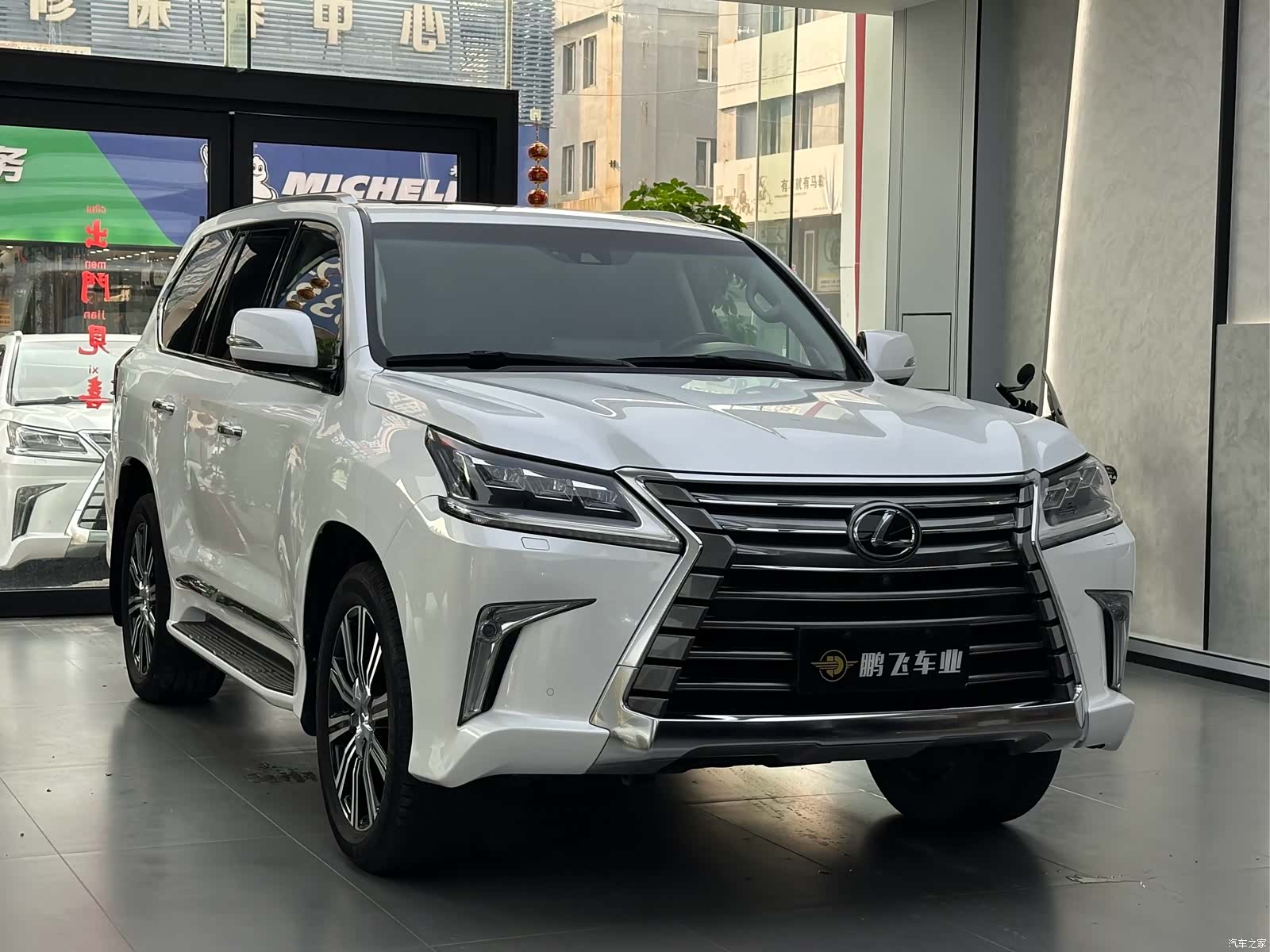 Lexus LX, 2017 10