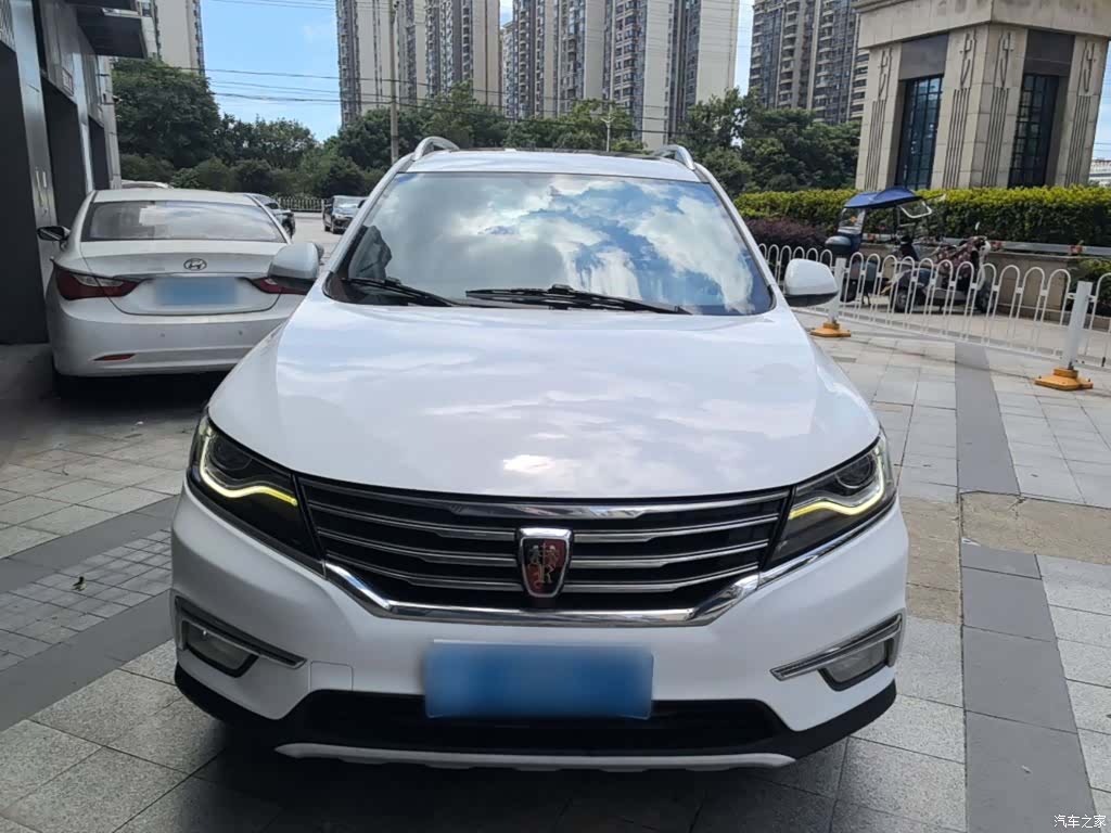 Roewe RX5, 2016 3