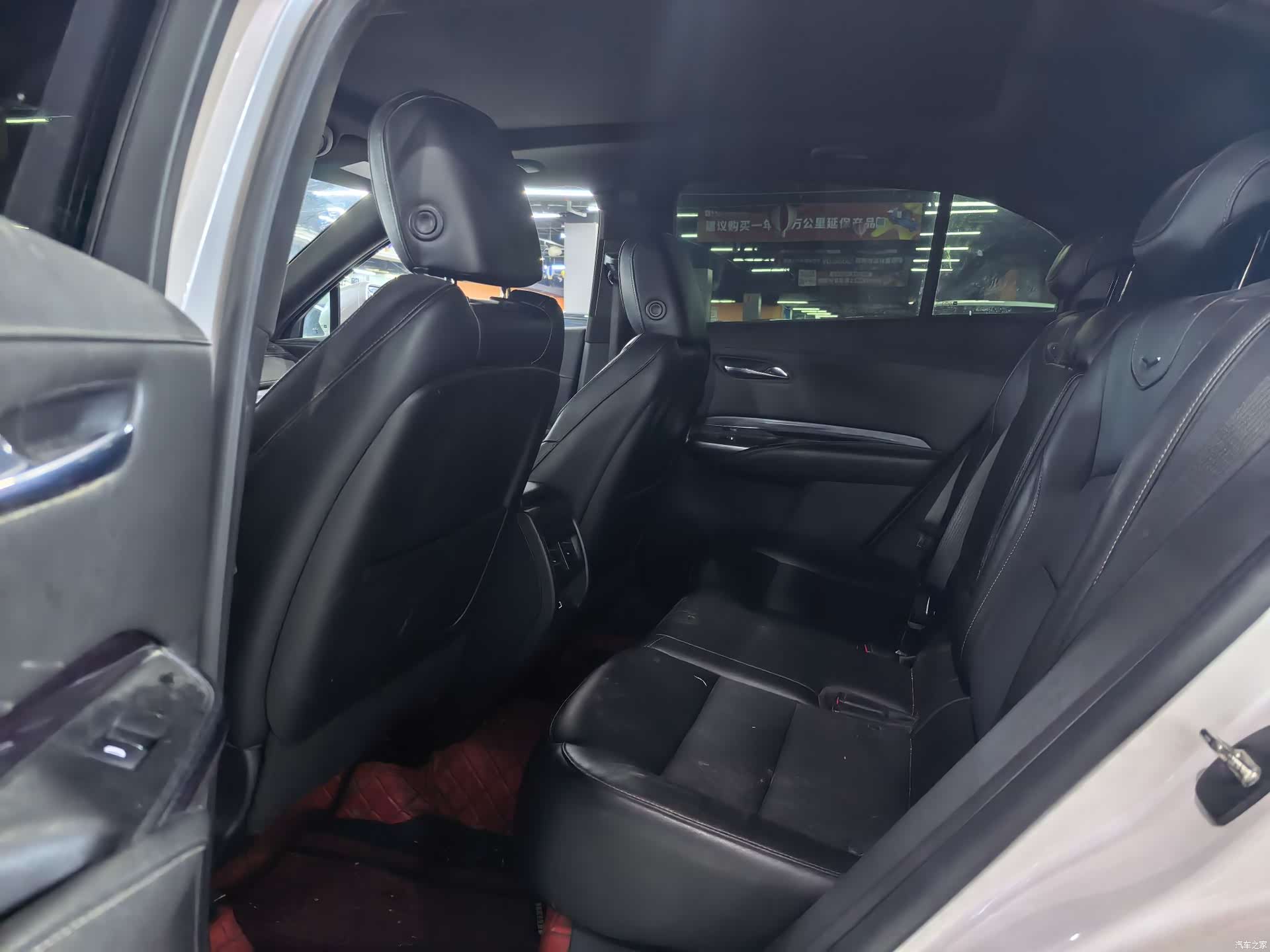 Cadillac XT4, 2021 все фото