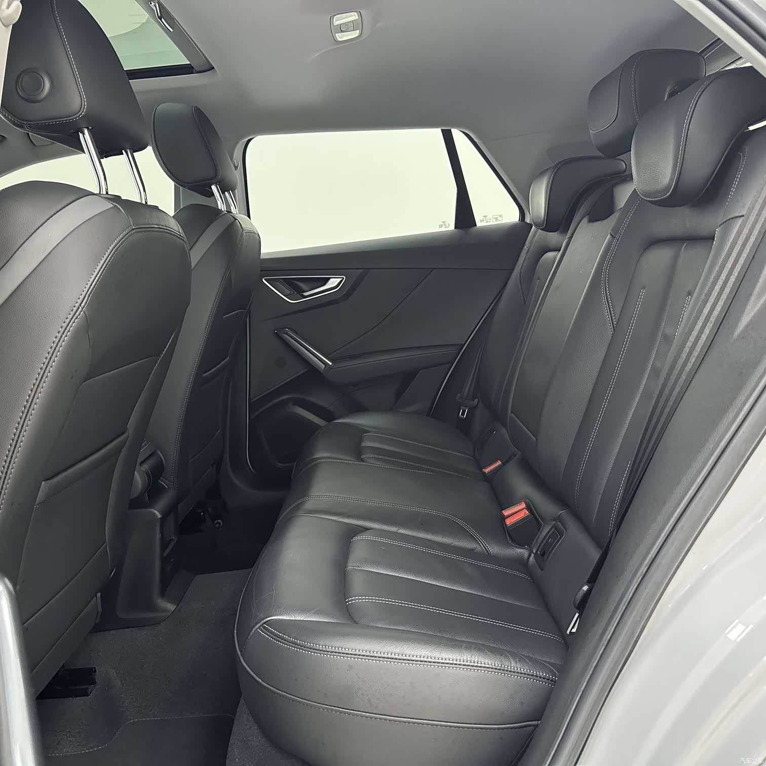 Audi Q2L, 2022 7