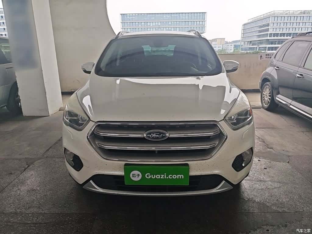 Ford Kuga, 2017 3