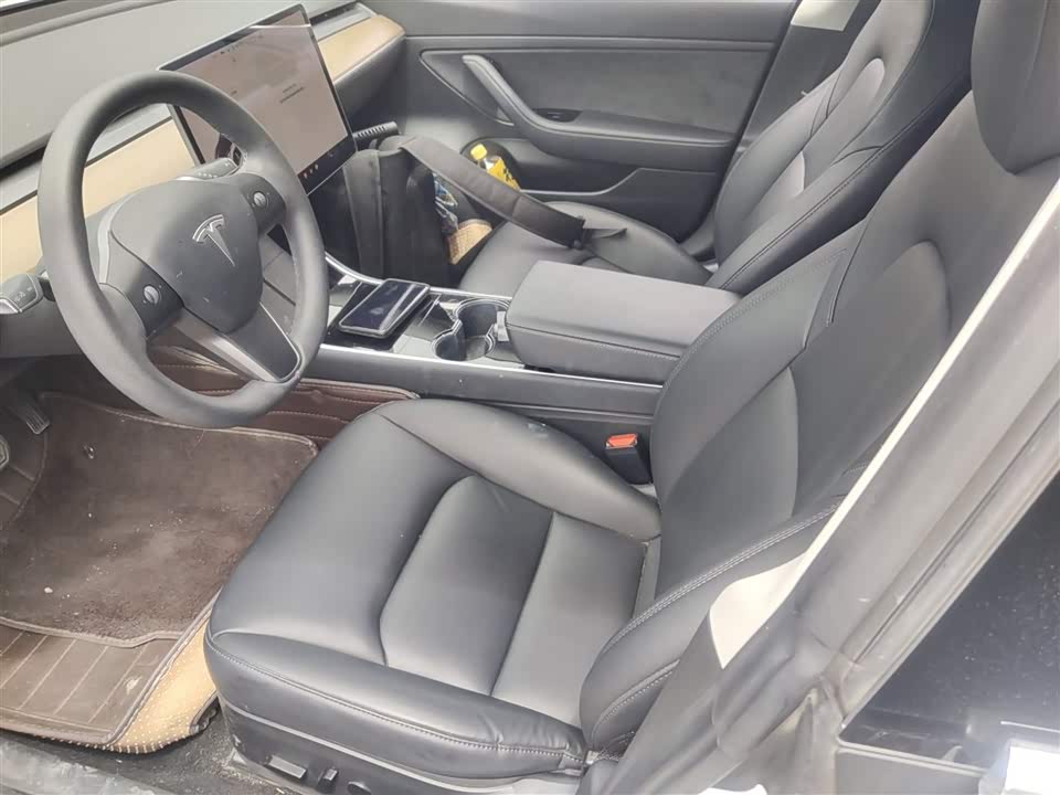 Tesla Model 3 Tesla Model 3