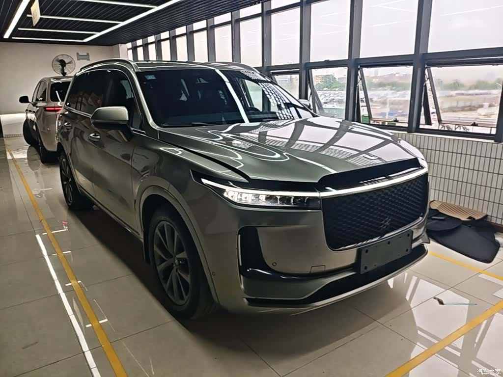 Li Auto ONE, 2021 4