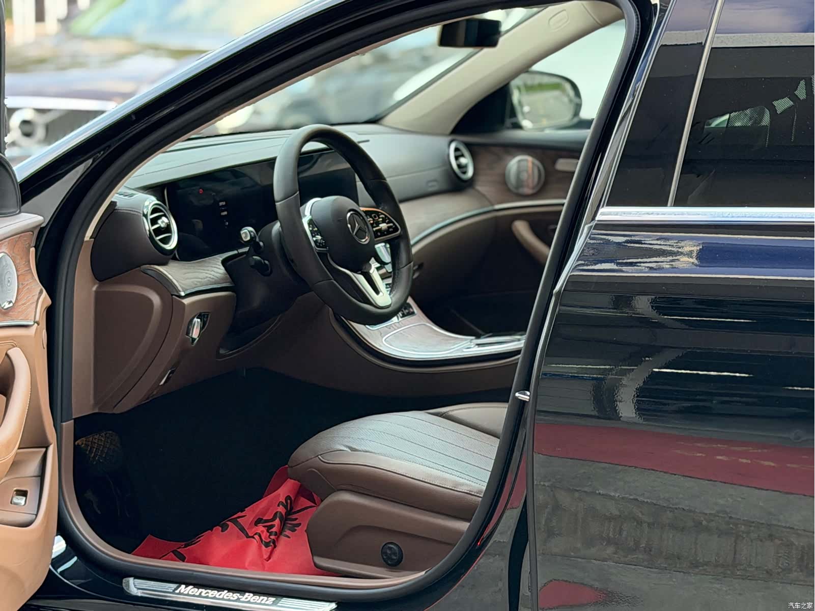 Mercedes-Benz E-Class, 2019 6