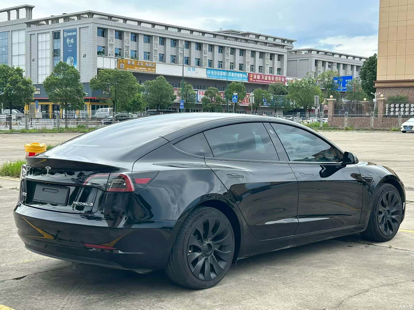 Tesla Model 3, 2023 7