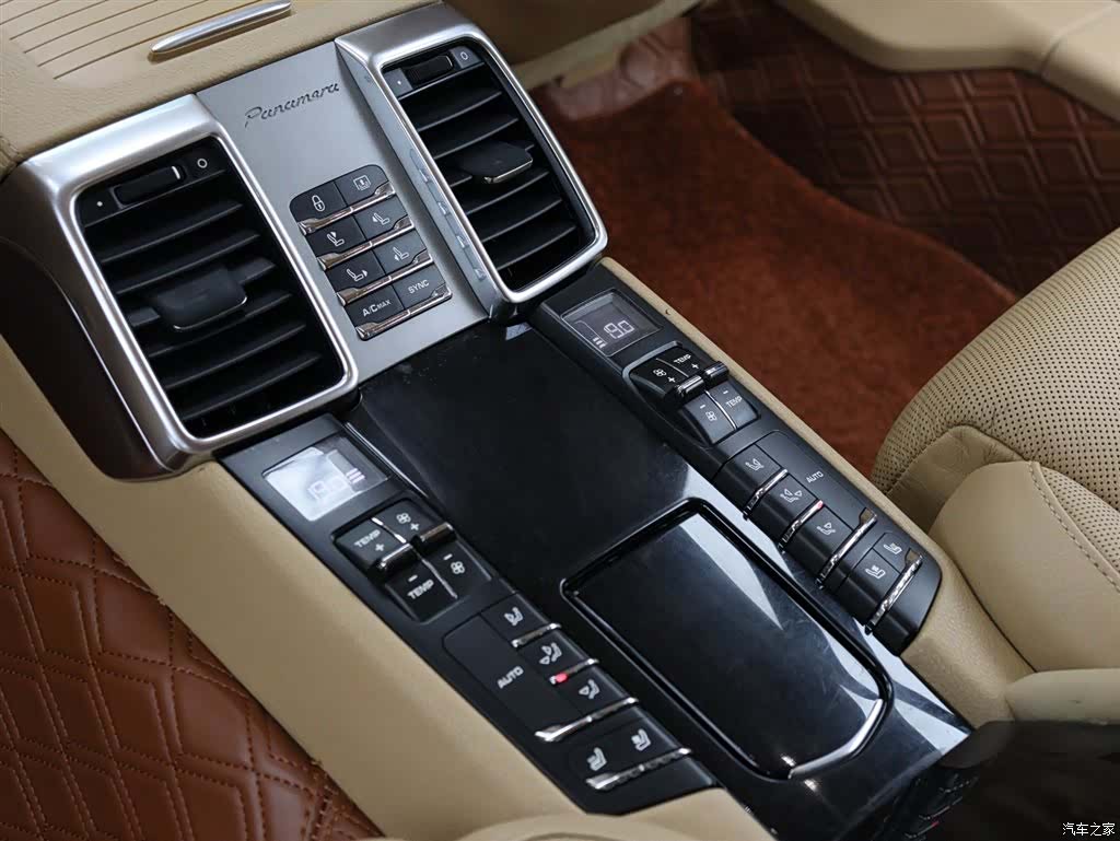 Porsche Panamera, 2015 9