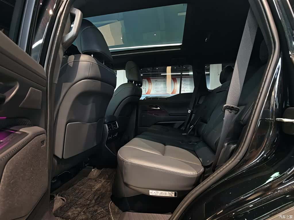 Lexus GX, 2026 24