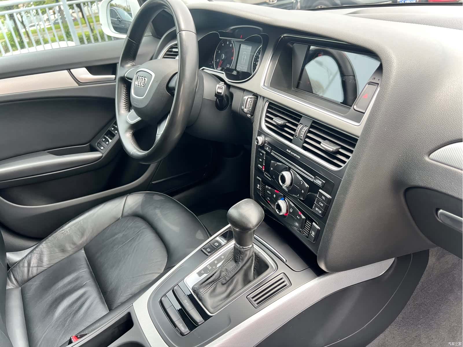 Audi A4L, 2016 24