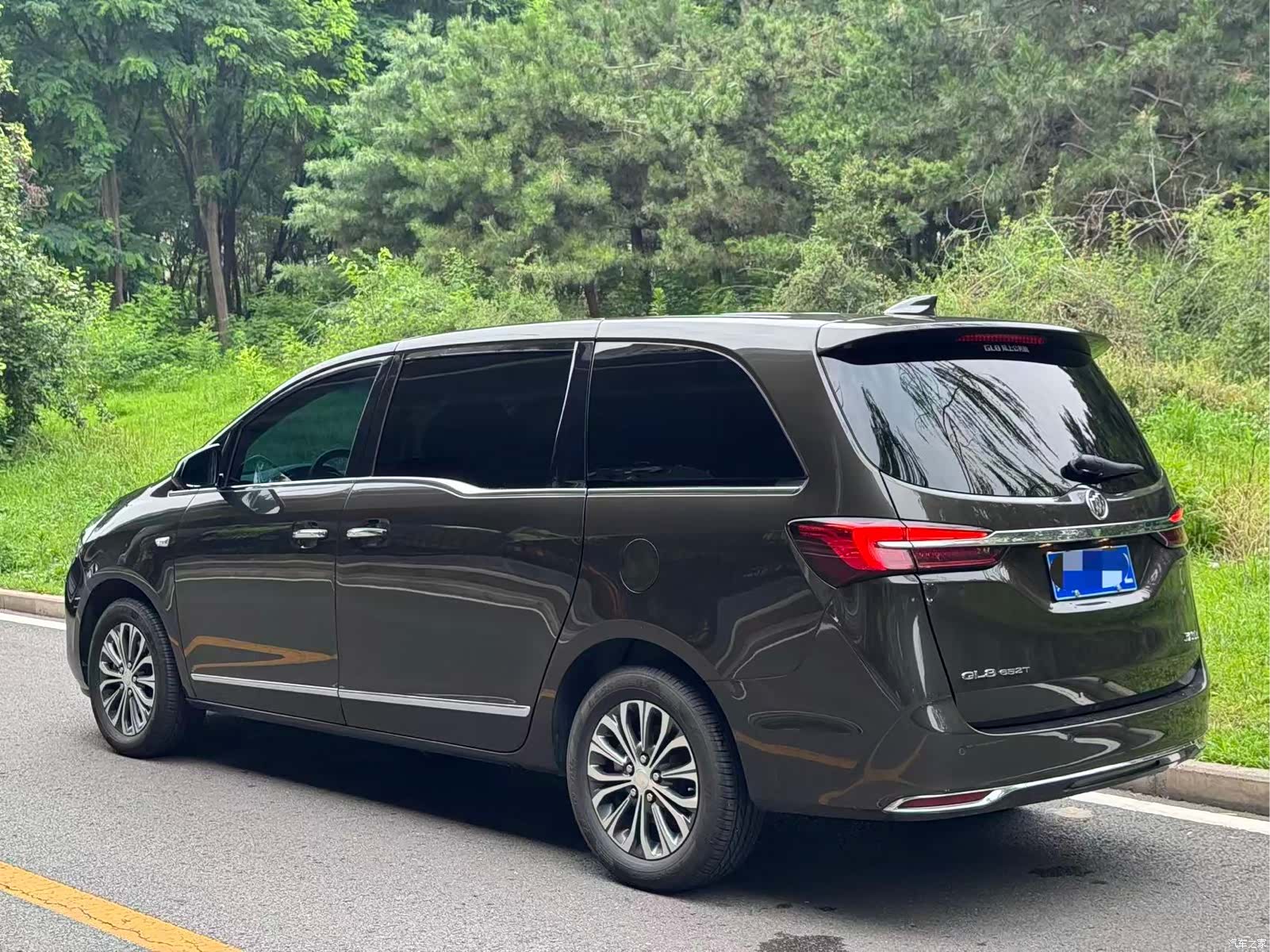 Buick GL8, 2021 4