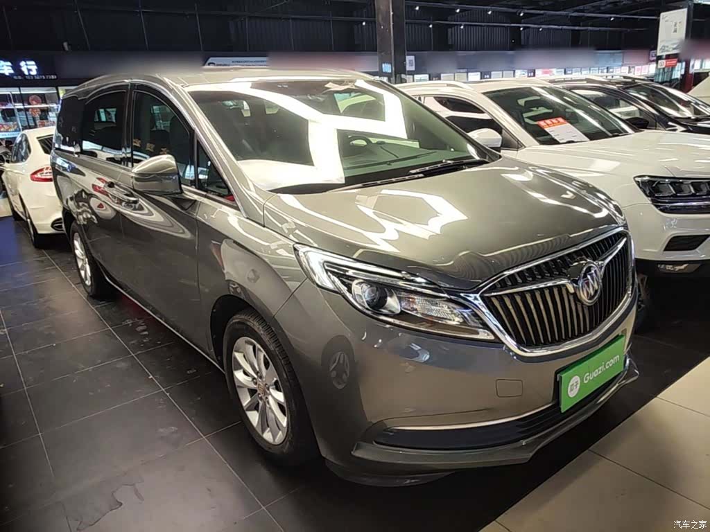 Buick GL8, 2019 4