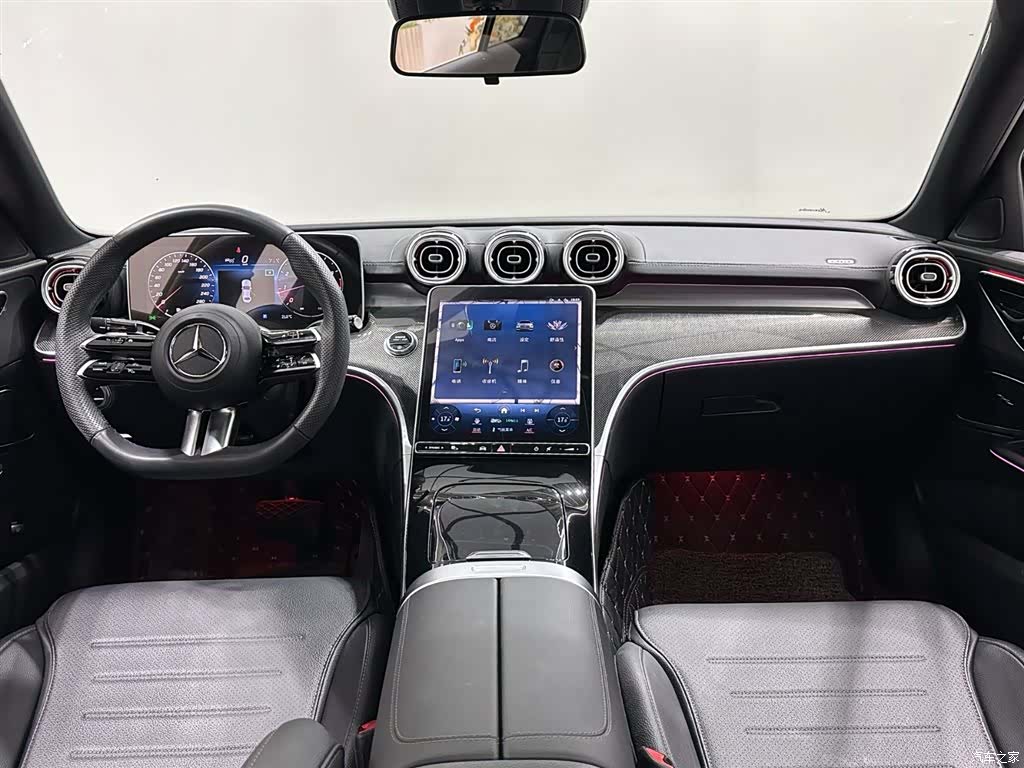 Mercedes-Benz C-Class, 2024 11