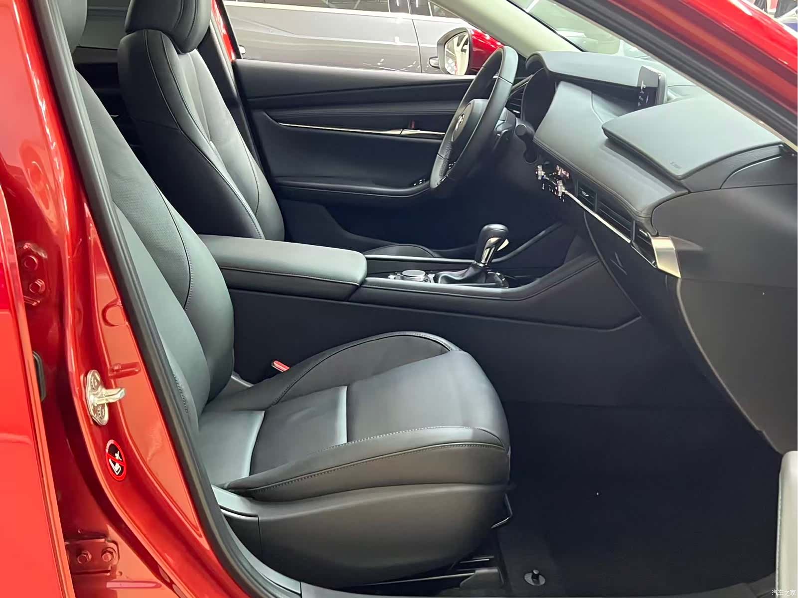 Mazda Mazda3, 2023 20