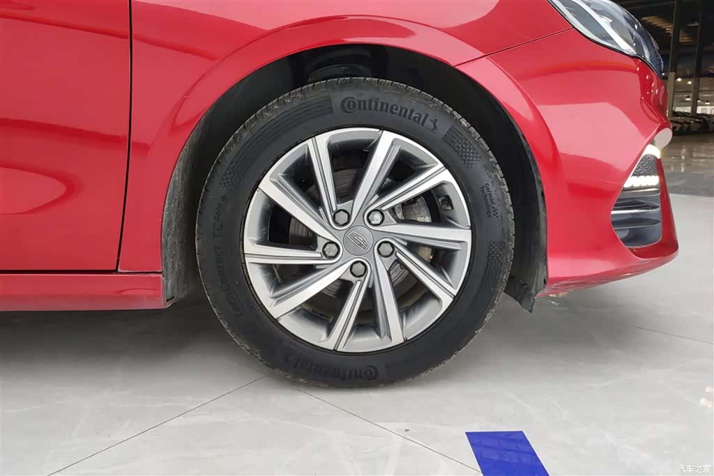 Geely Binray, 2019 6
