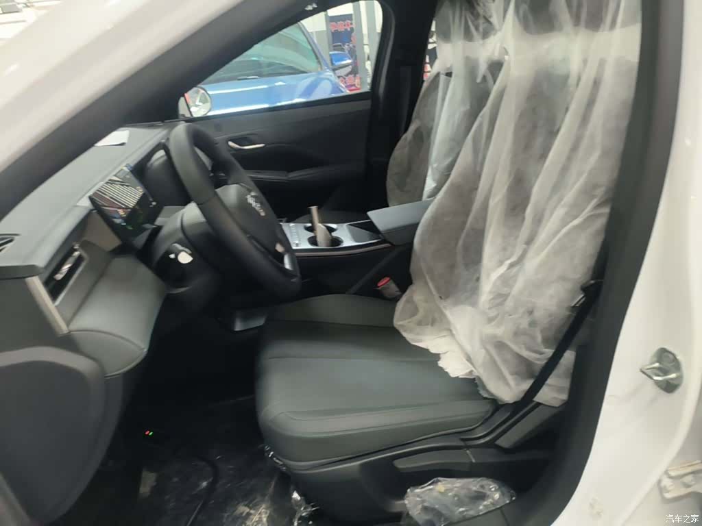 BYD Qin, 2026 15
