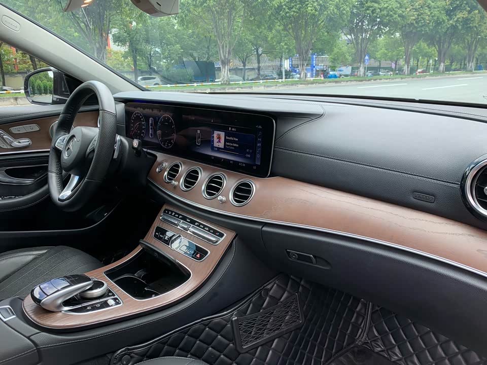 Mercedes-Benz E-class Mercedes-Benz E-class
