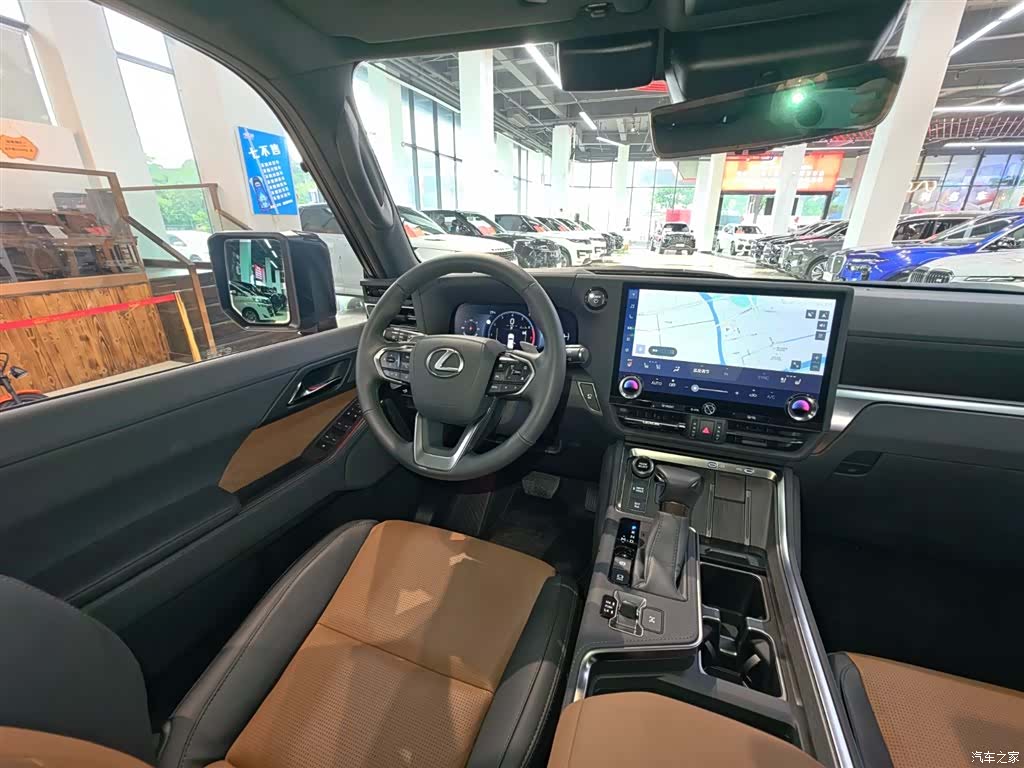 Lexus GX, 2025 30