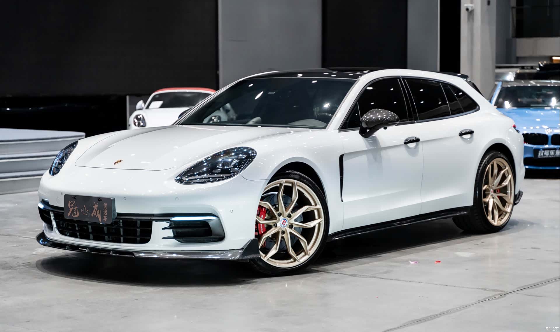 Porsche Panamera, 2019 1