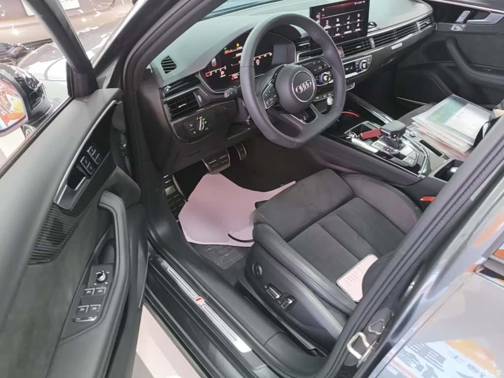 Audi A4L, 2024 23