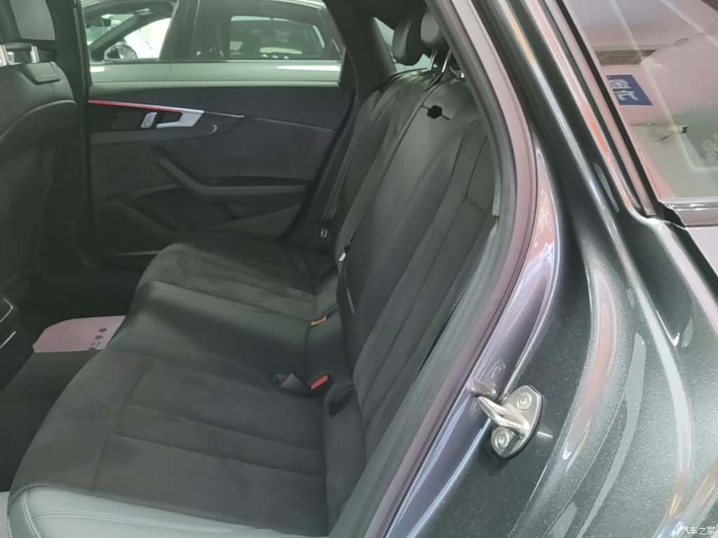 Audi A4L, 2024 24
