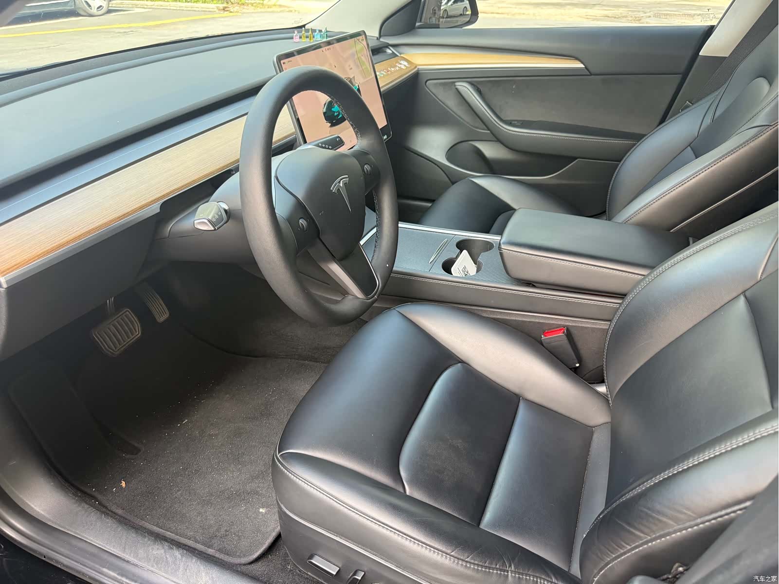 Tesla Model 3, 2022 7