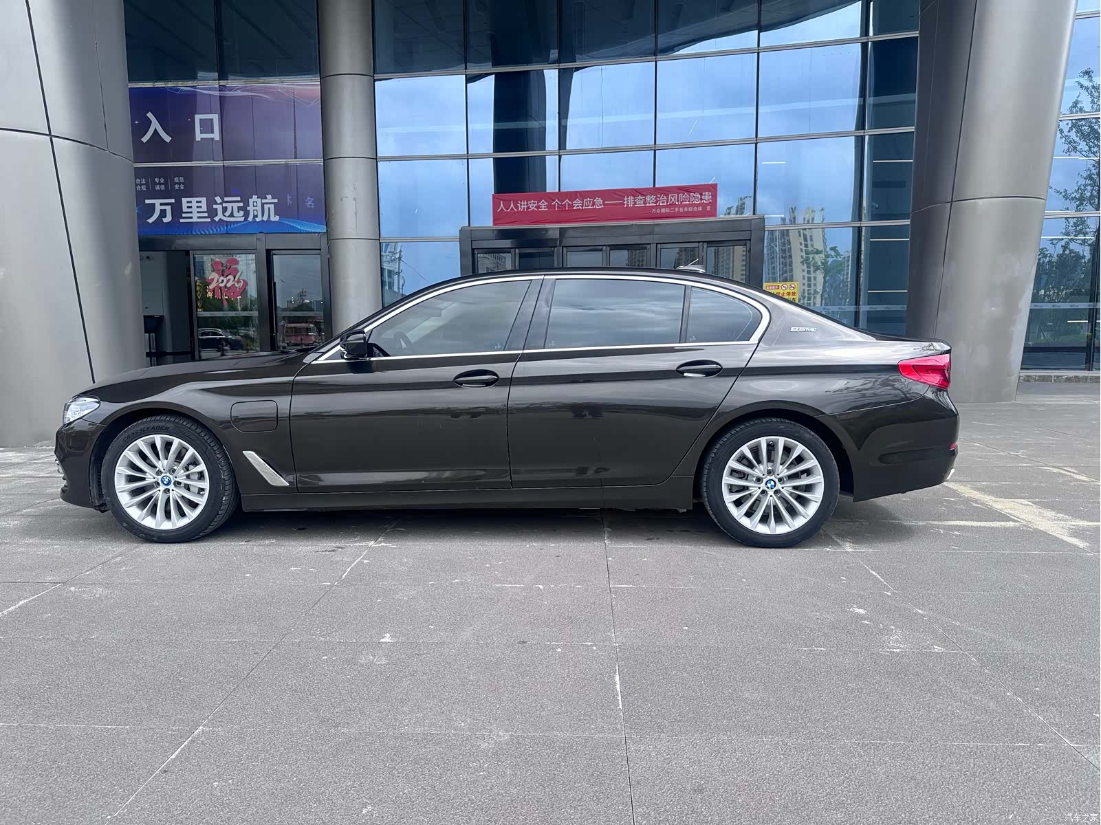BMW 5 Series, 2019 2