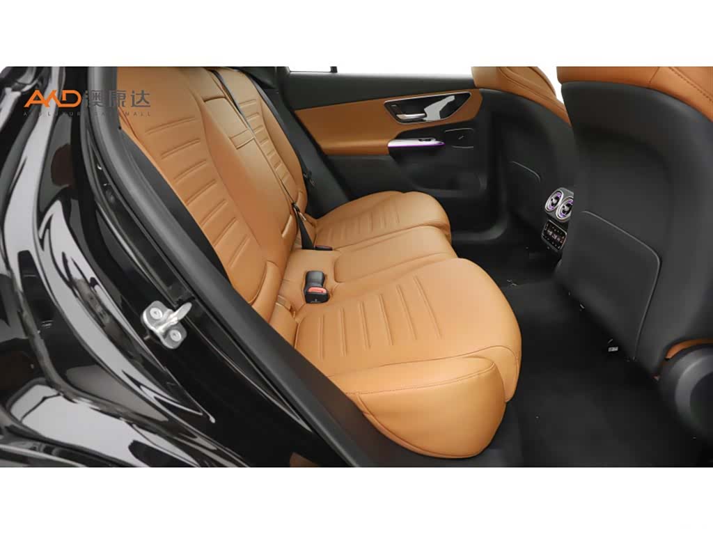 Mercedes-Benz GLC, 2025 8