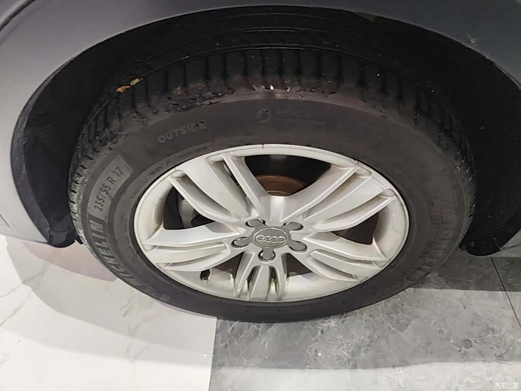 Audi Q3, 2014 23