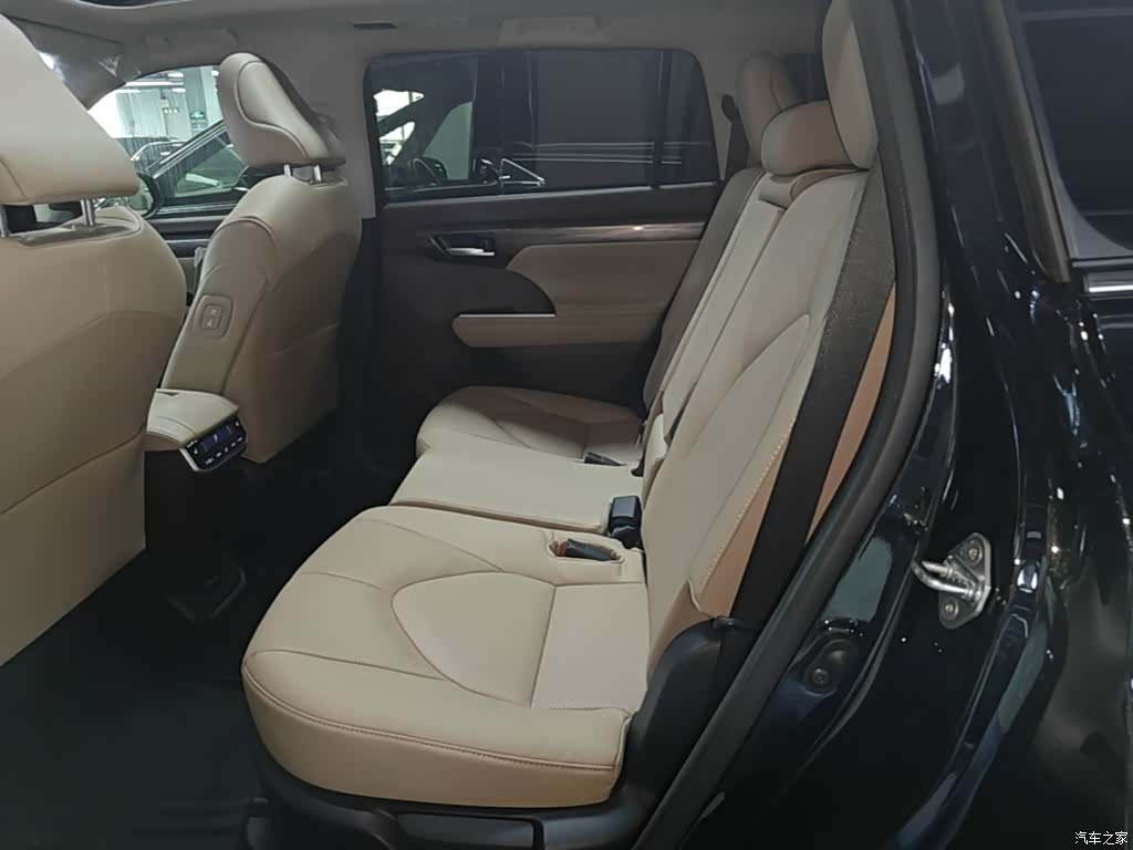 Toyota Highlander, 2026 17