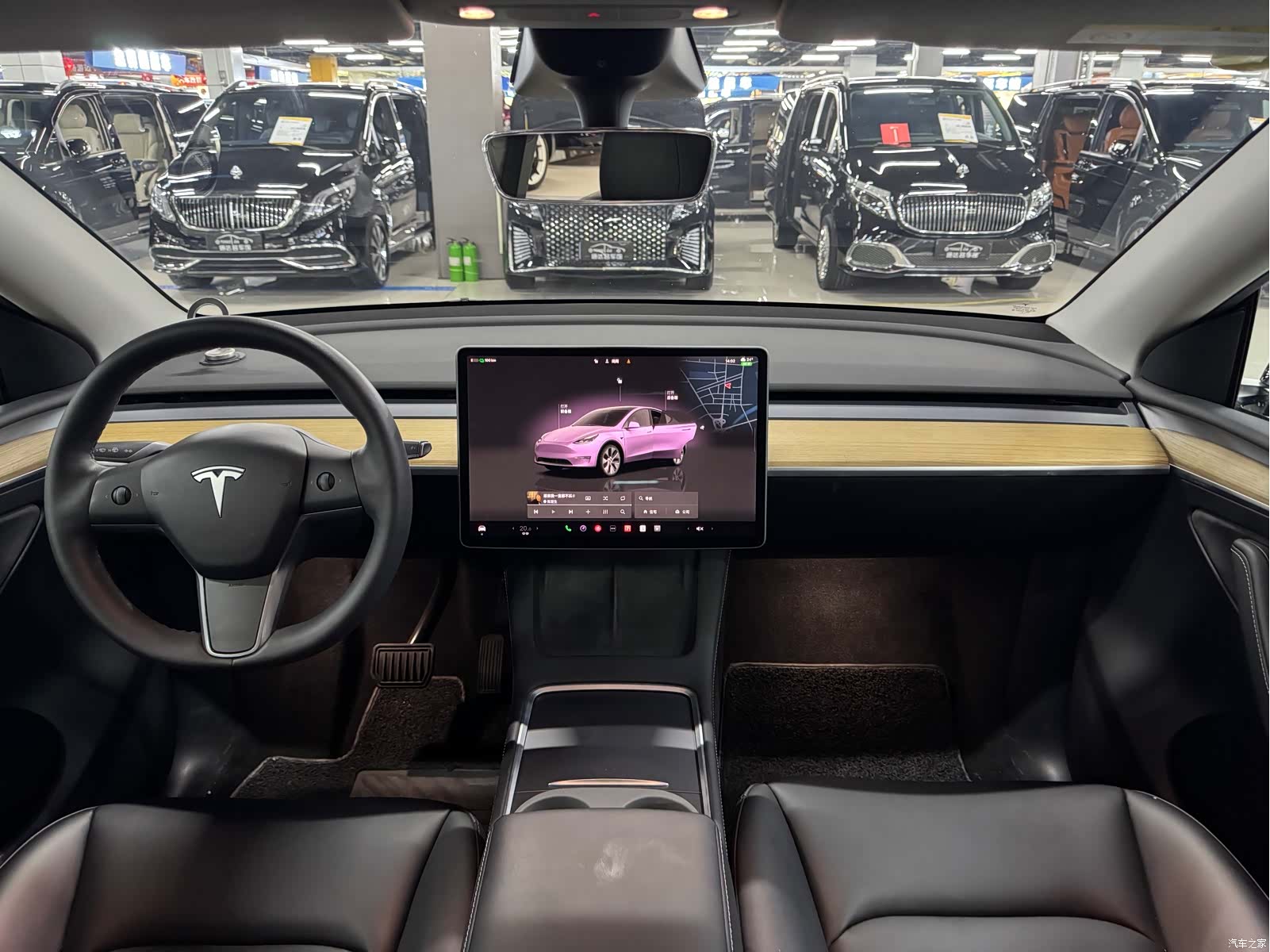 Tesla Model Y, 2022 все фото