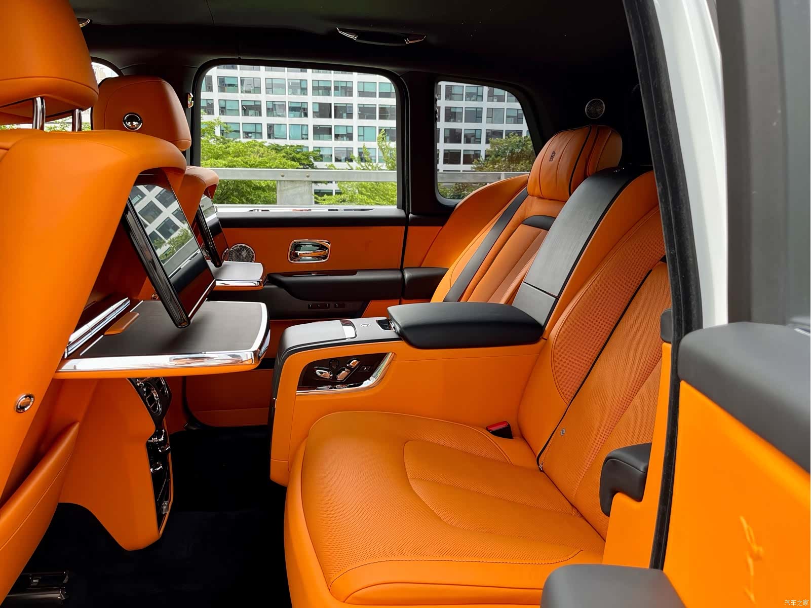 Rolls-Royce Cullinan, 2021 9