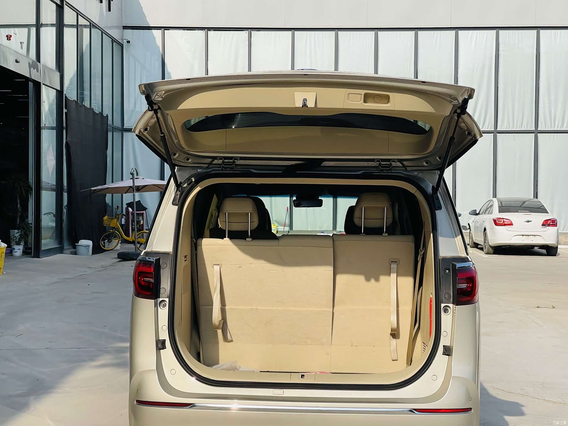 Buick GL8, 2022 14