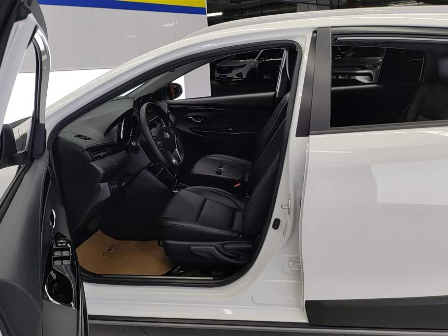 Toyota YARiS L Zhixuan