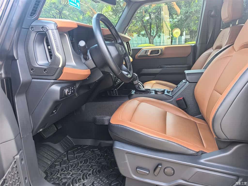 Ford Bronco, 2024 6