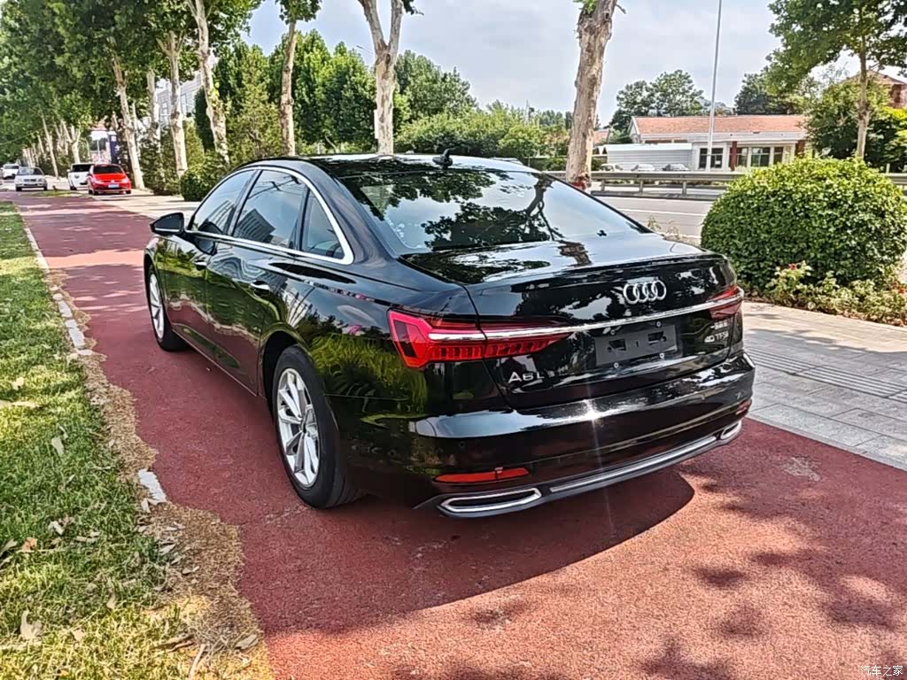 Audi A6L, 2020 все фото