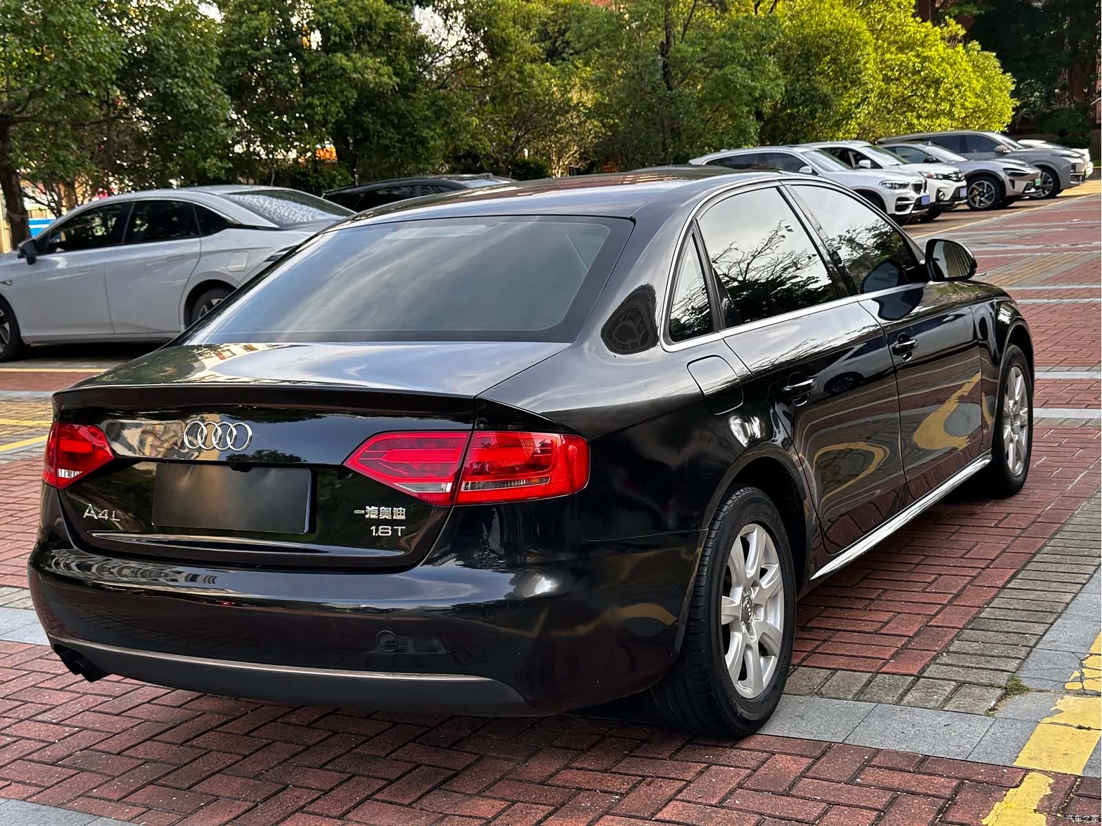 Audi A4L, 2011 7