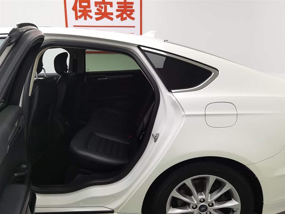 Ford Mondeo Ford Mondeo