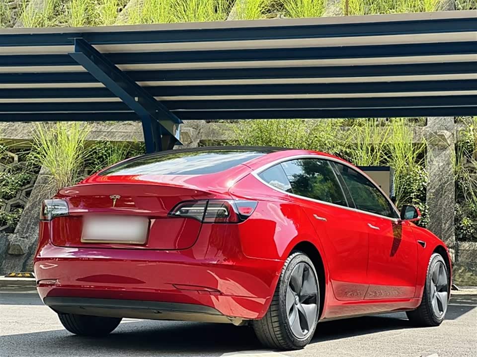 Tesla Model 3 Tesla Model 3