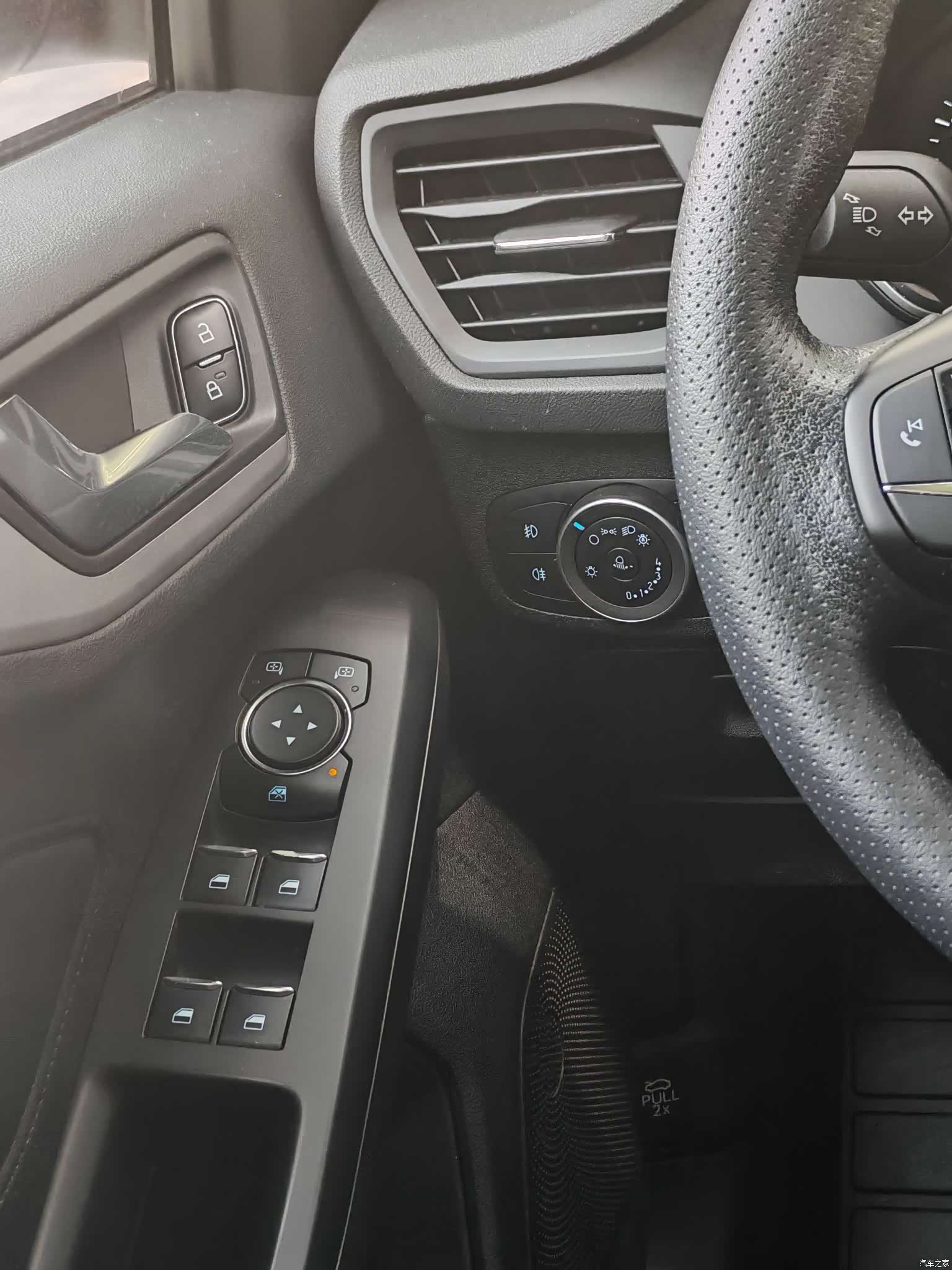 Ford Focus, 2019 13