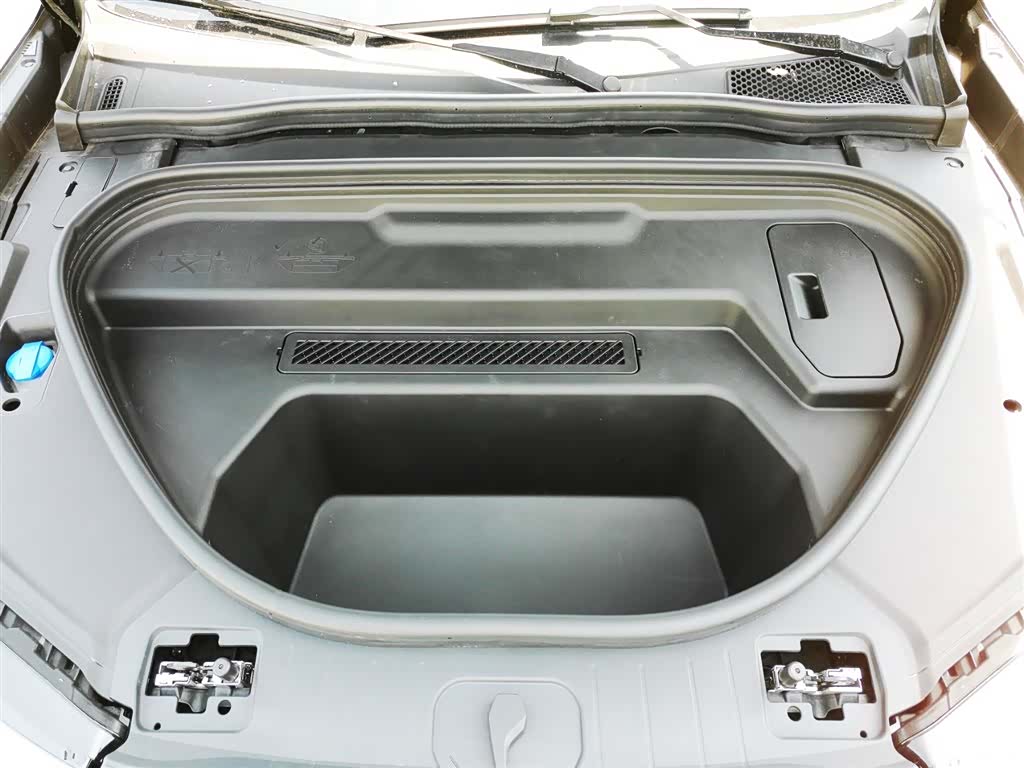 Audi e-tron, 2026 20