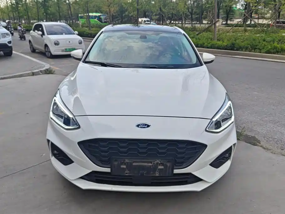Ford Fox