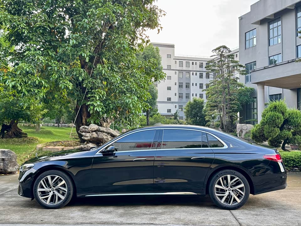 Mercedes-Benz E-class Mercedes-Benz E-class