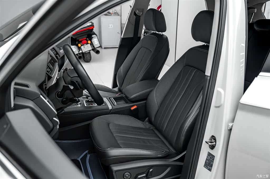 Audi Q5L, 2021 20
