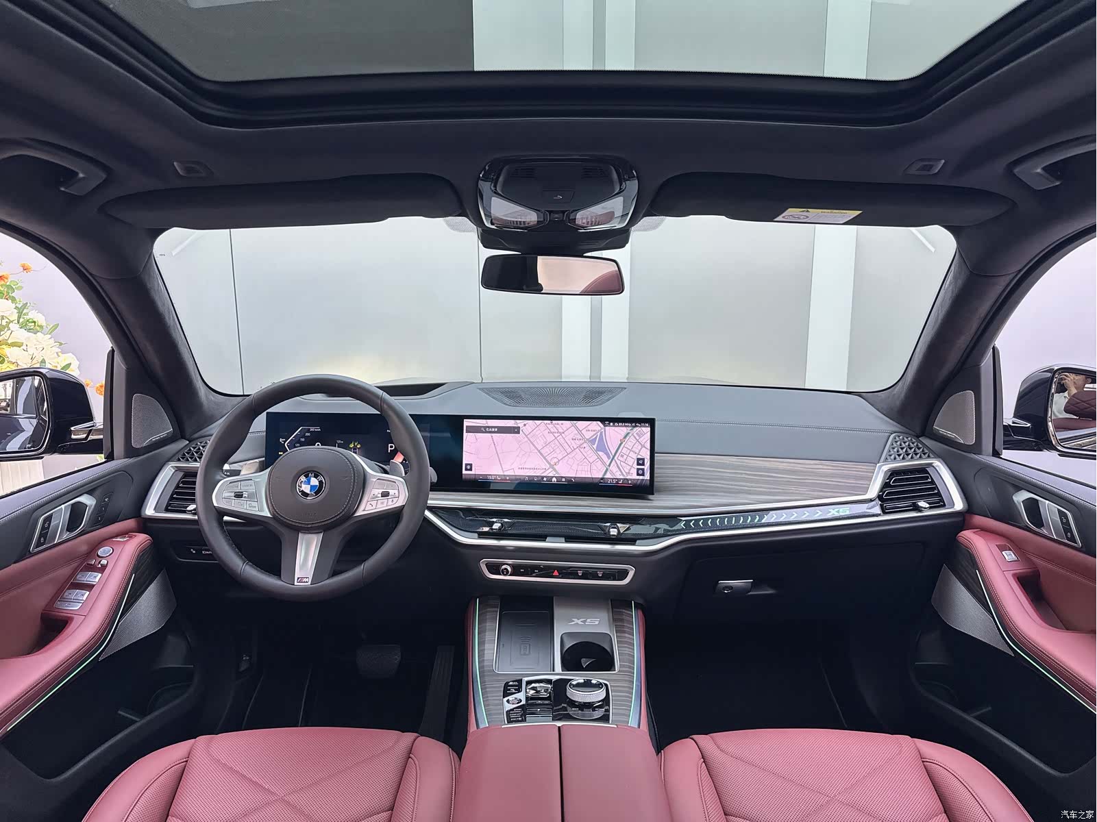 BMW X5, 2025 12