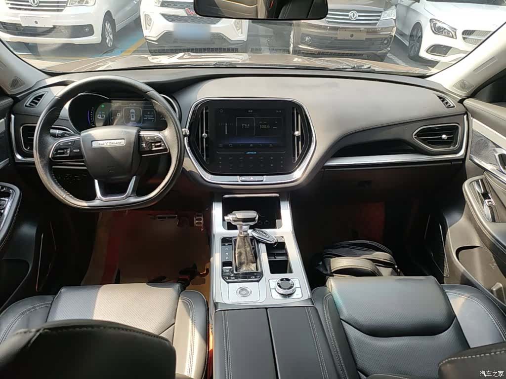 Jetour X70, 2020 10