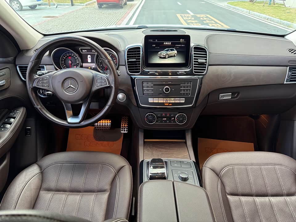 Mercedes-Benz GLE Mercedes-Benz GLE