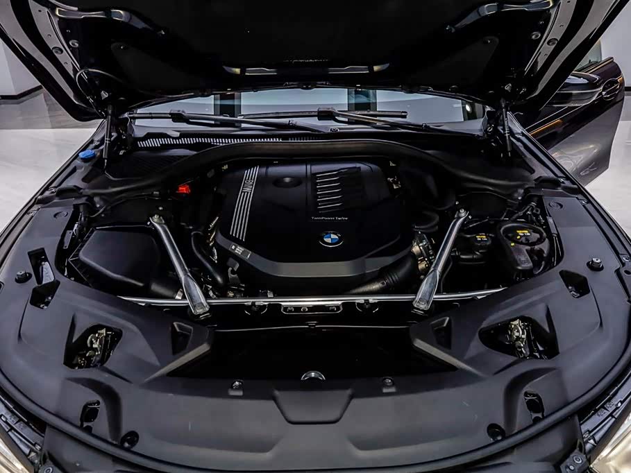 BMW 8 series BMW 8 series