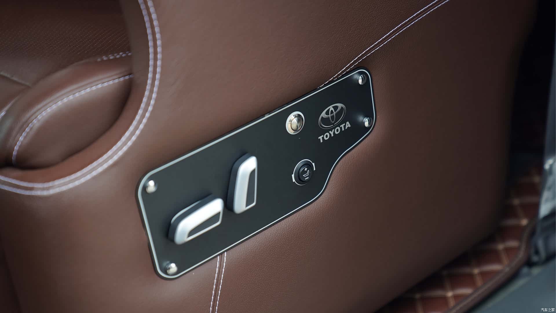 Toyota Sienna, 2017 11