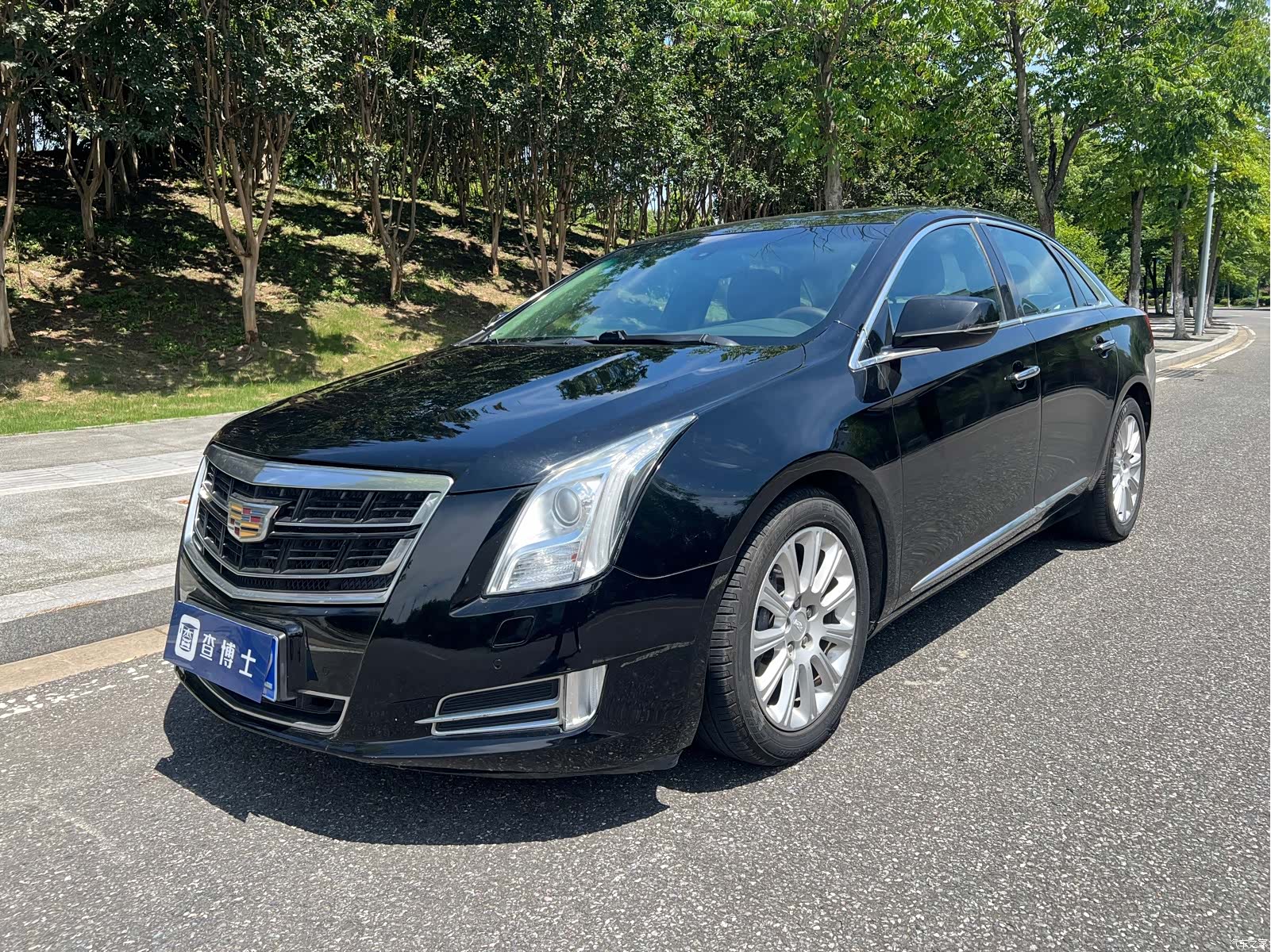 Cadillac XTS, 2017 1