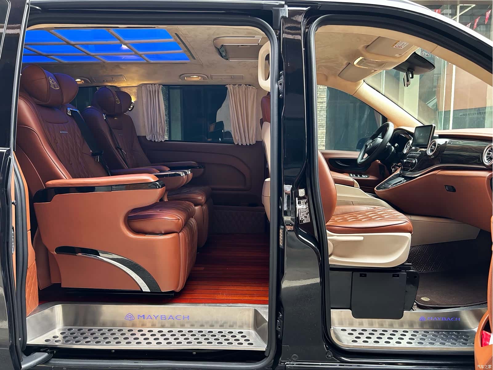 Mercedes-Benz VI, 2020 8
